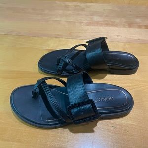 Vionic Black Toe Ring Slip On Sandals Size 7